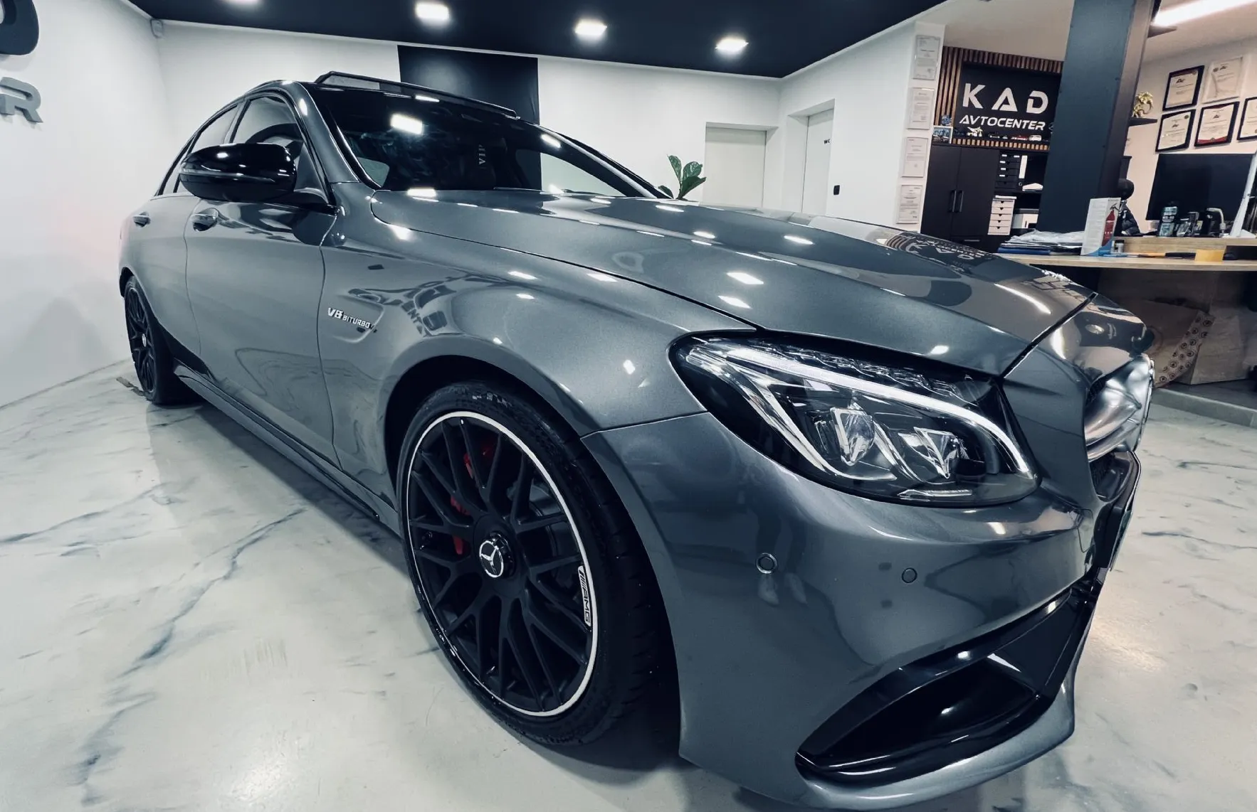 Zunanja slika - Mercedes-Benz C-Razred - C 63 S AMG Avt. V8 - 3