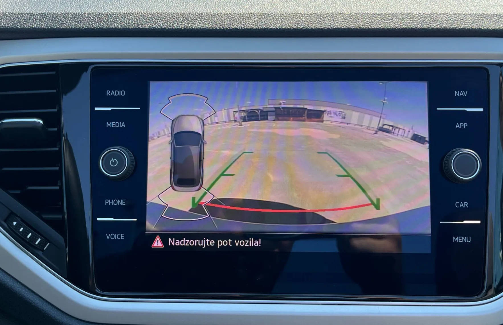 Zunanja slika - VW T-Roc - Cabriolet 1.5 TSI R-Line DSG. LED. NAVI. VZR. KAM. 2X PDC - 17