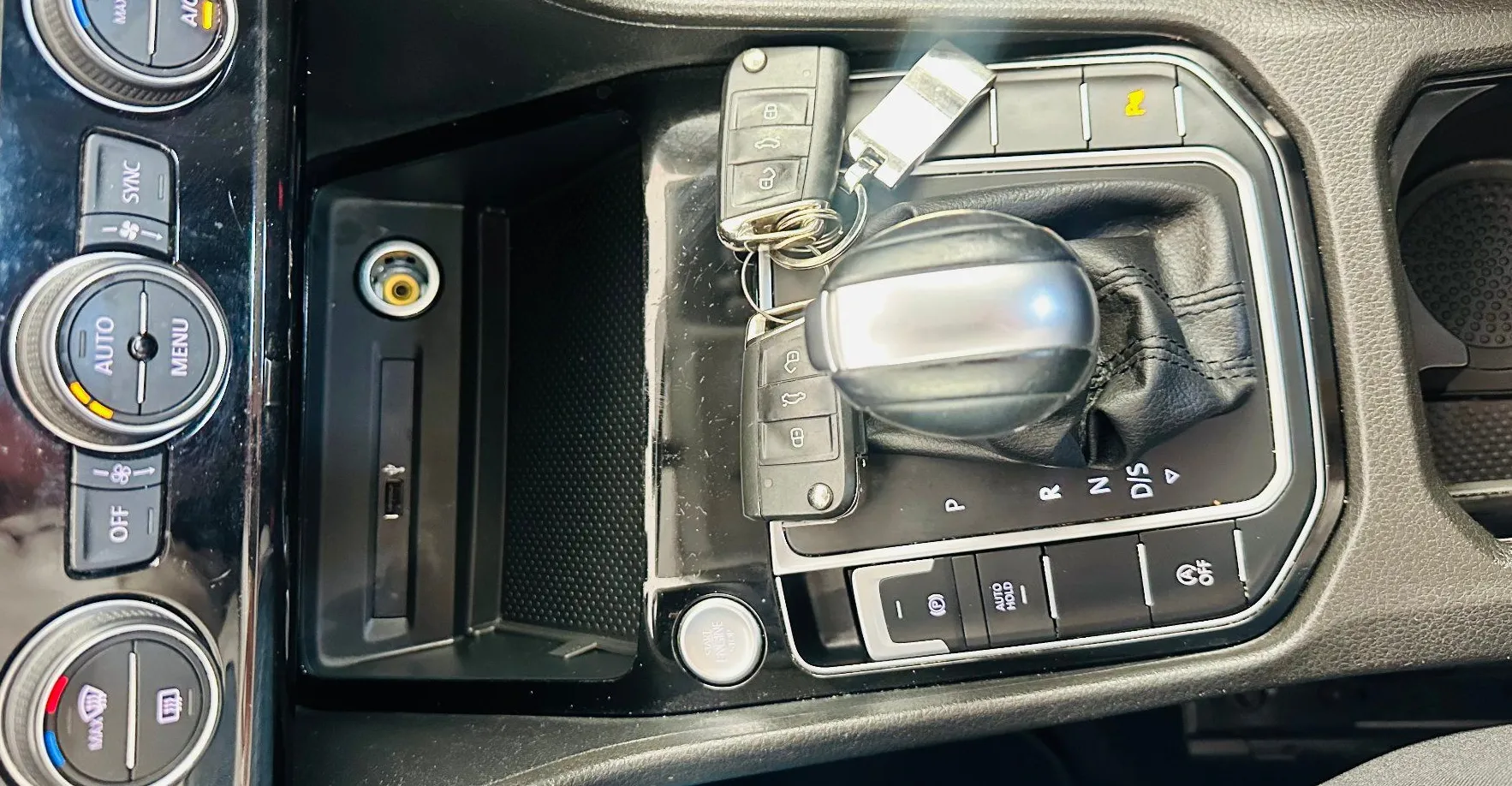 Zunanja slika - Volkswagen Golf - Sportsvan 2.0 TDI Highline DSG.LUKSENBURG.KAMERA.LED.110 KW - 10