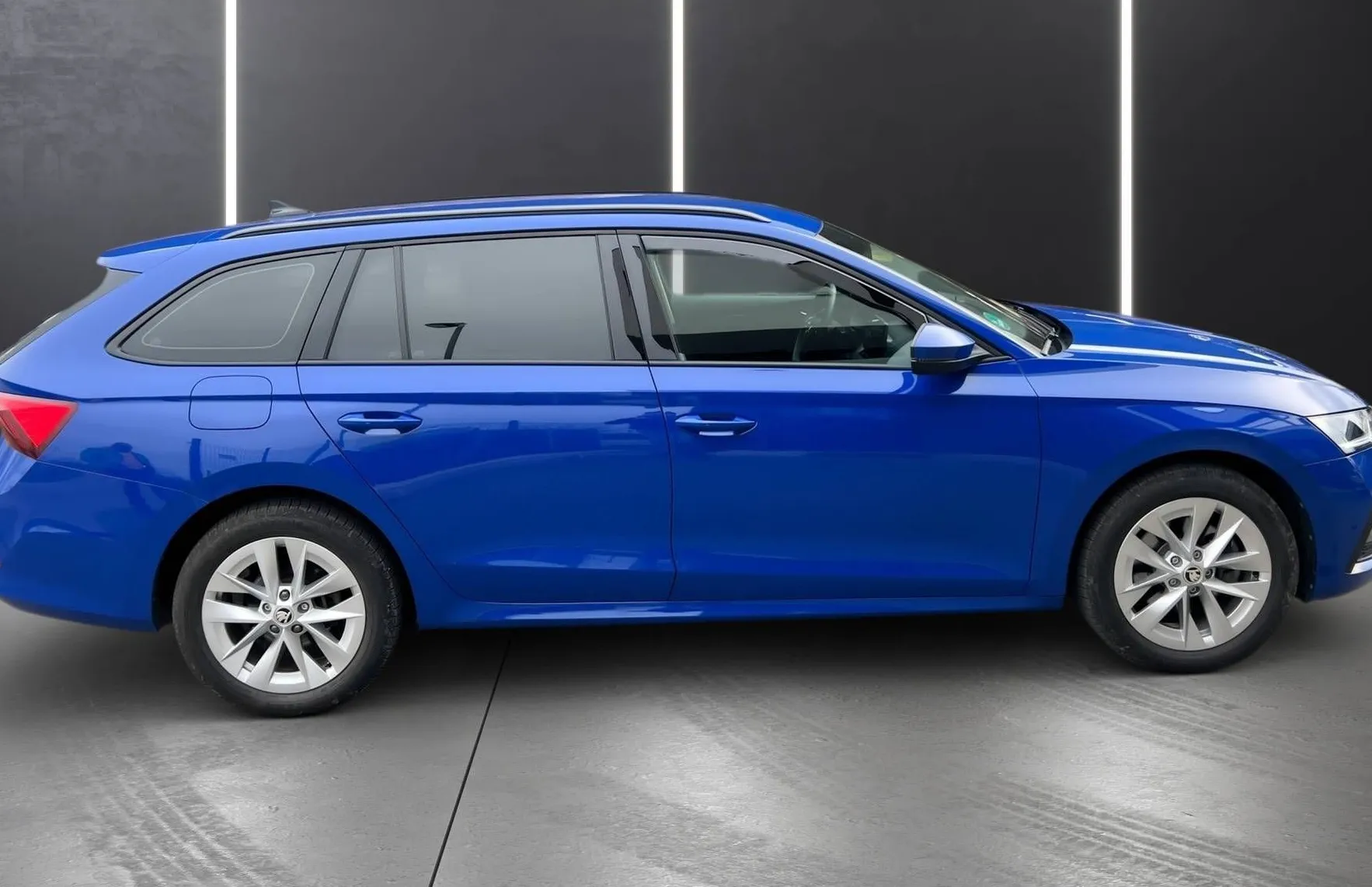 Zunanja slika - Škoda Octavia - 1.4 TSI AUT. FULL LED NAVI TEMP PDC - 7