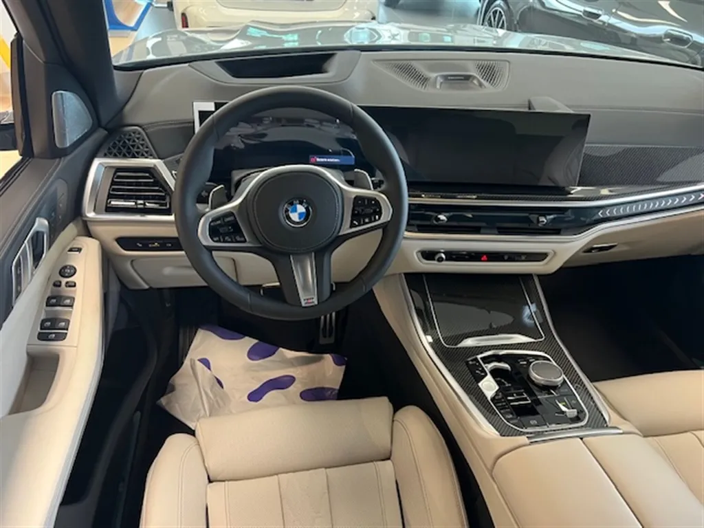 Zunanja slika - BMW X5 - xDrive40d - 6