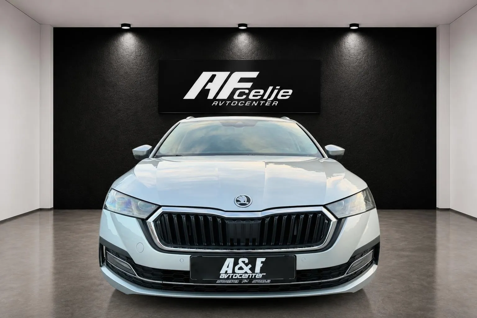 Zunanja slika - Škoda Octavia - 2.0 TDI-DSG-VIRTUAL-FUL LED-MRTVI KOTI-KAMERA- - 2