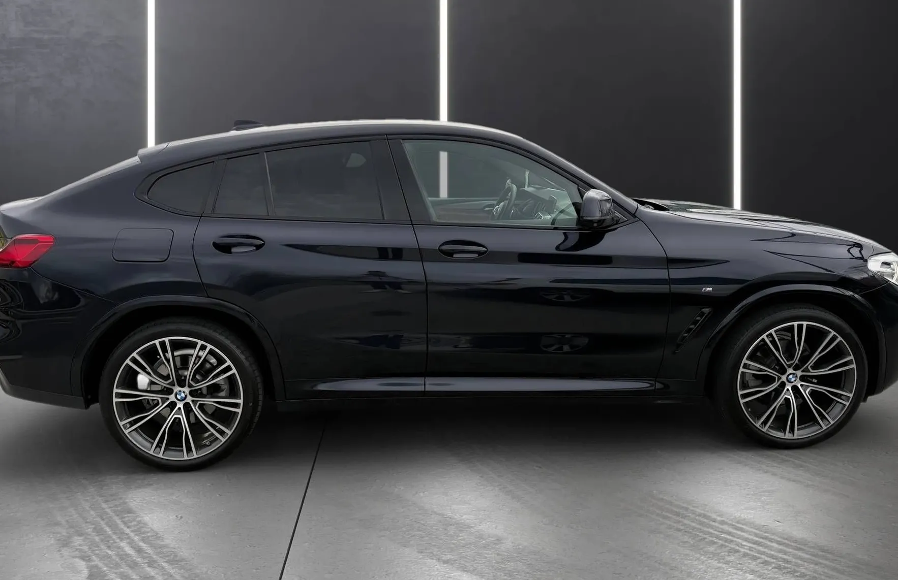 Zunanja slika - BMW X4 - serija : xDrive30d M PAKET FULL LED NAVI PDC USNJE - 7