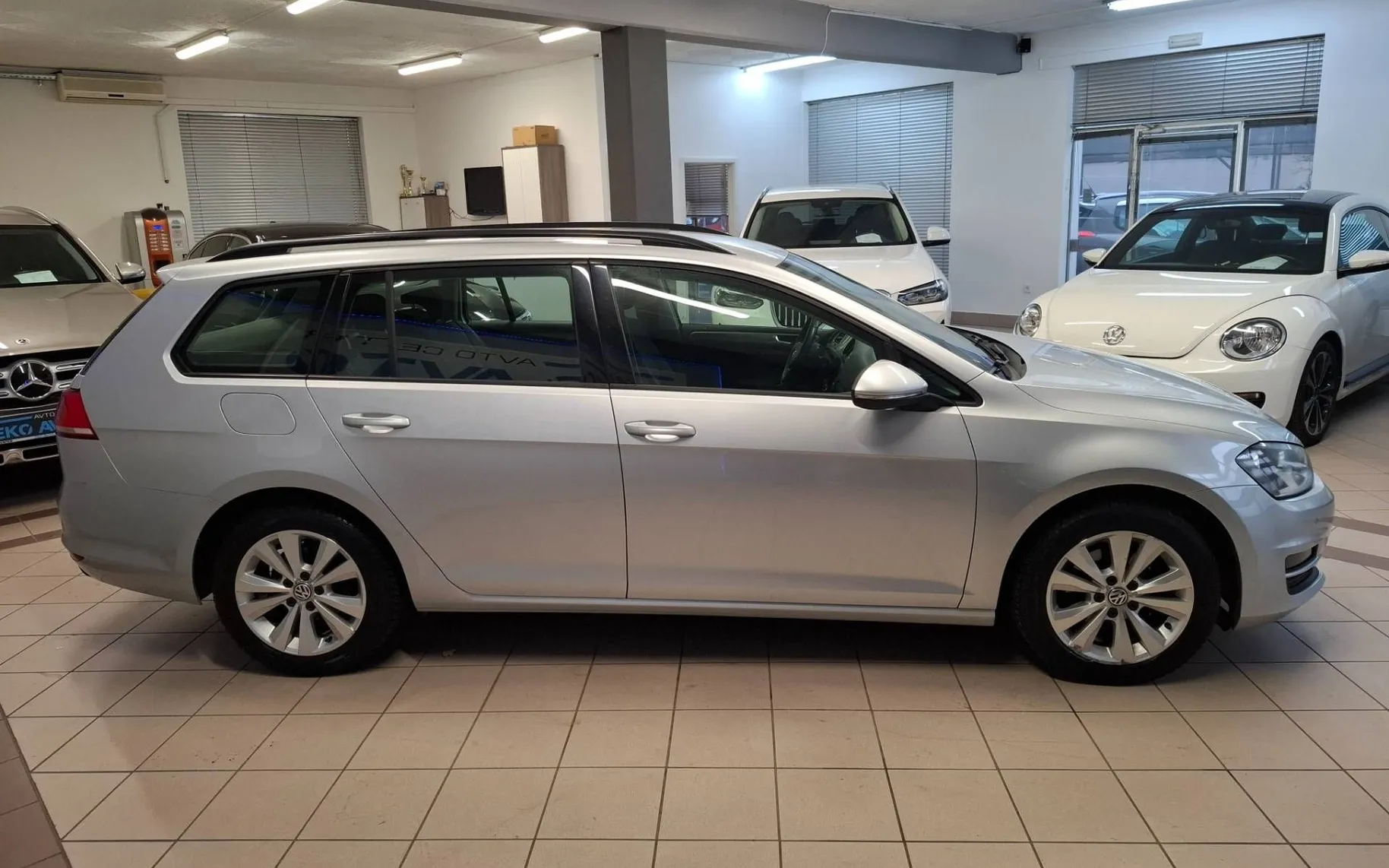 Zunanja slika - Volkswagen Golf Variant - 1.6 TDI BlueMotion Comfortline KREDIT BREZ POLOGA - 3