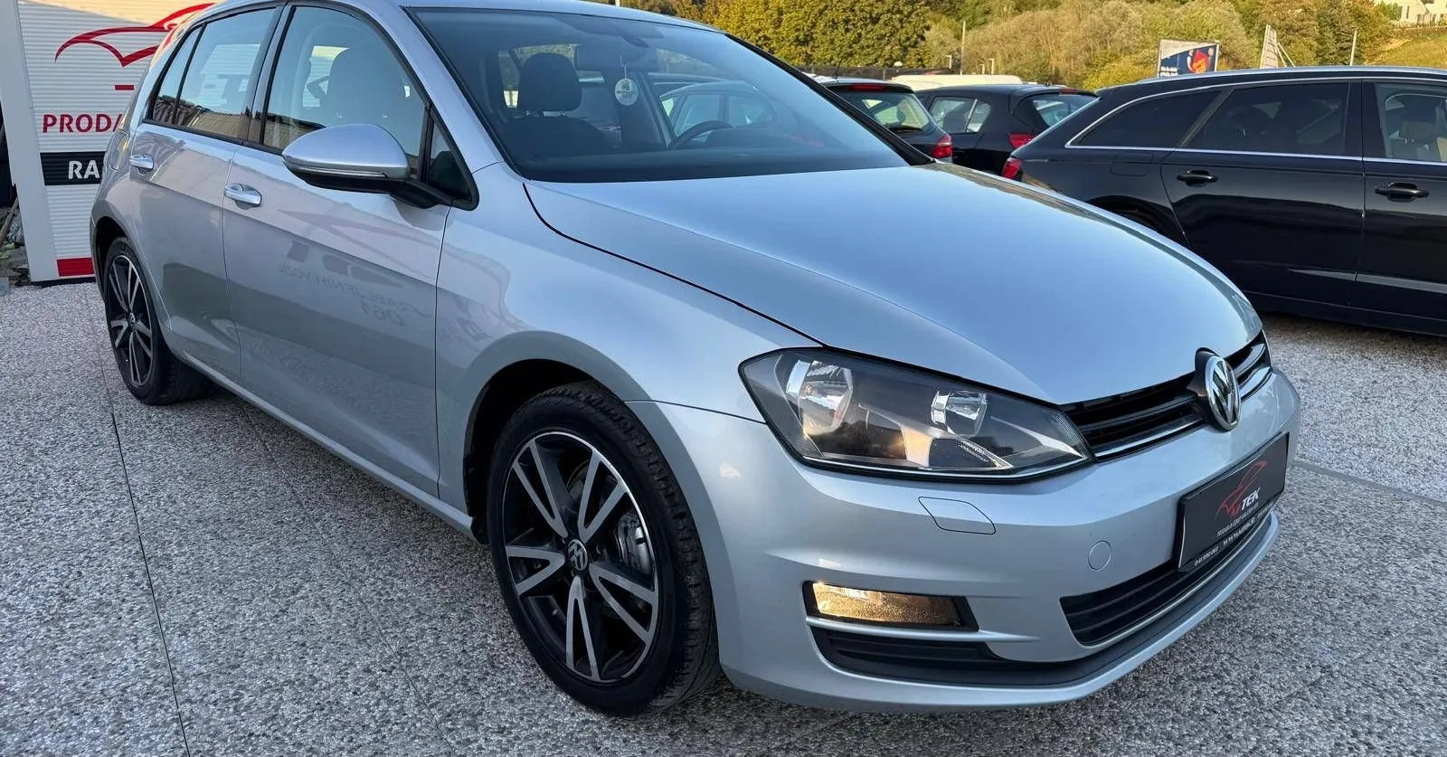 Zunanja slika - Volkswagen Golf - 1.6 TDI BMT Comfortline - 3