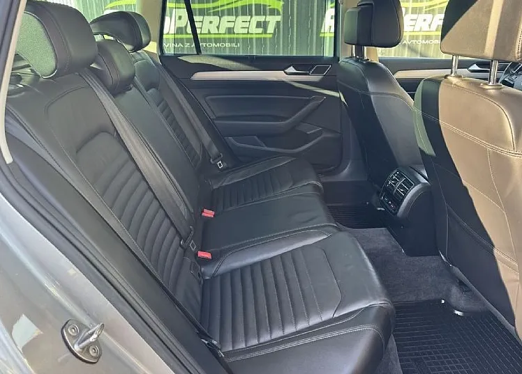 Zunanja slika - VW Passat - Variant 2.0 TDI BMT Highline avt. |ACC|PANO|KAM|NAVI|LED|. - 17