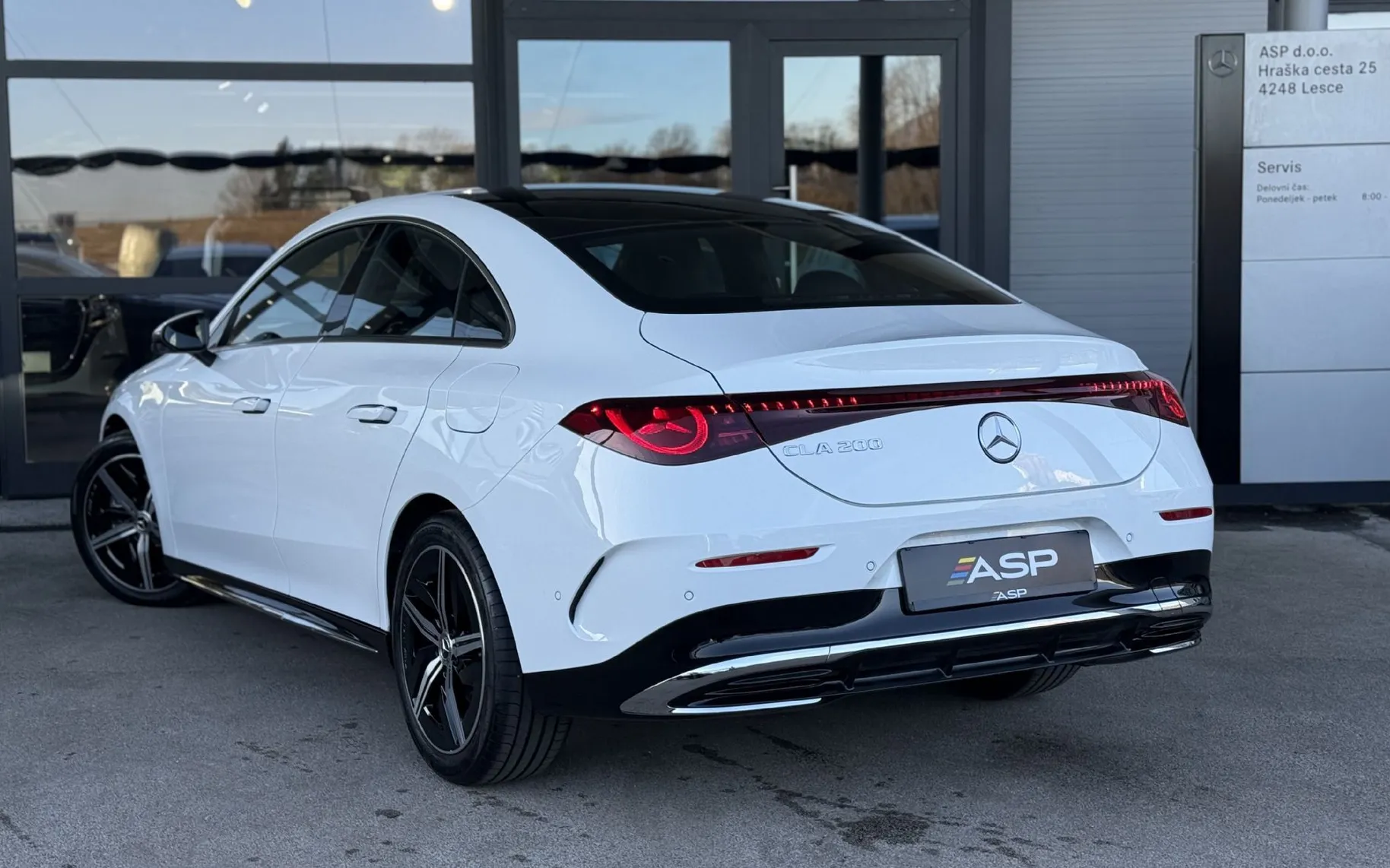 Zunanja slika - Mercedes-Benz CLA-Razred - 200 AMG LINE - 7
