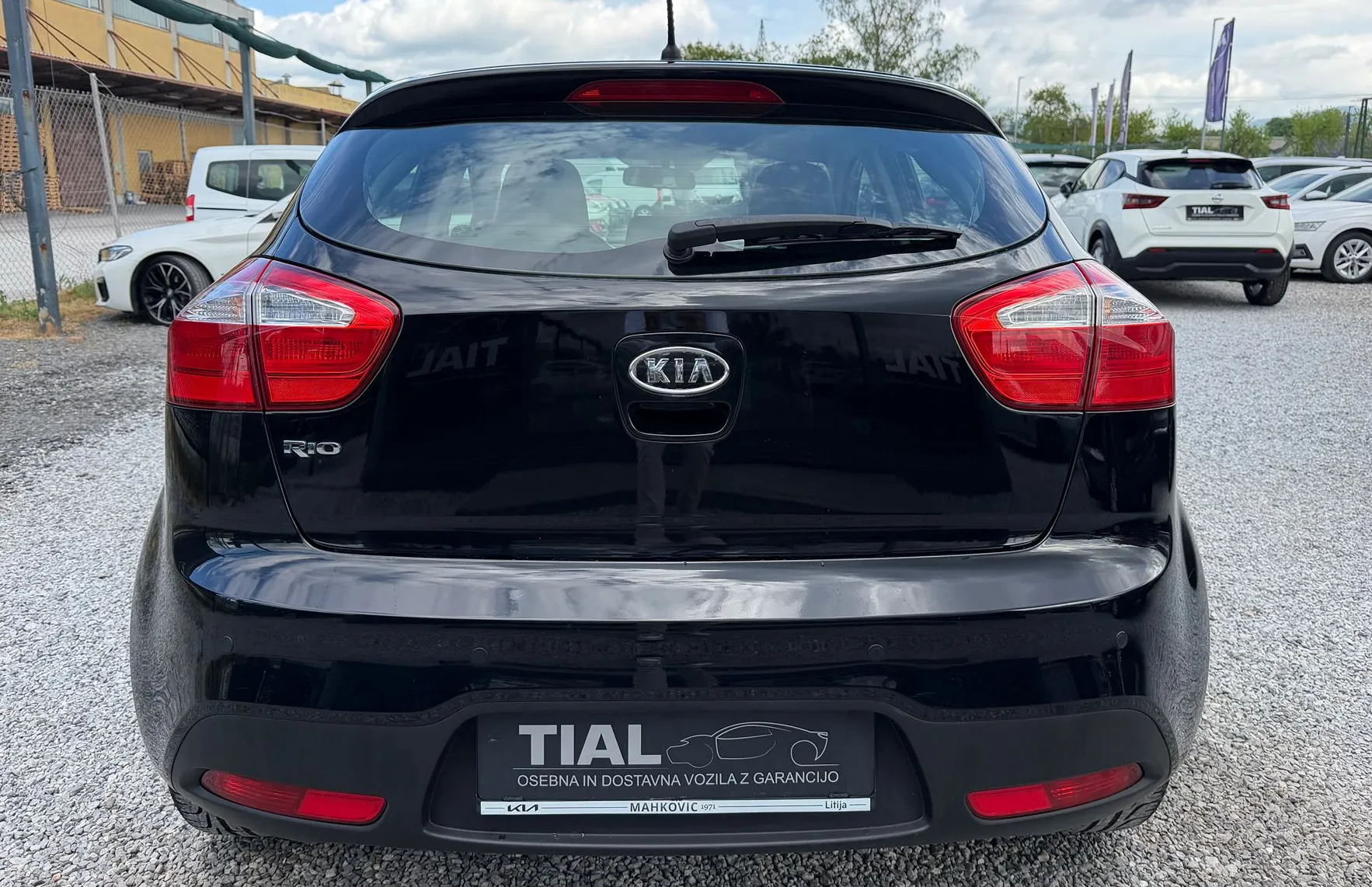 Zunanja slika - KIA Rio - 1.2 SAMO 78.000KM-AVT.KLIMA-PDC-SLO-NA OBROKE - 6