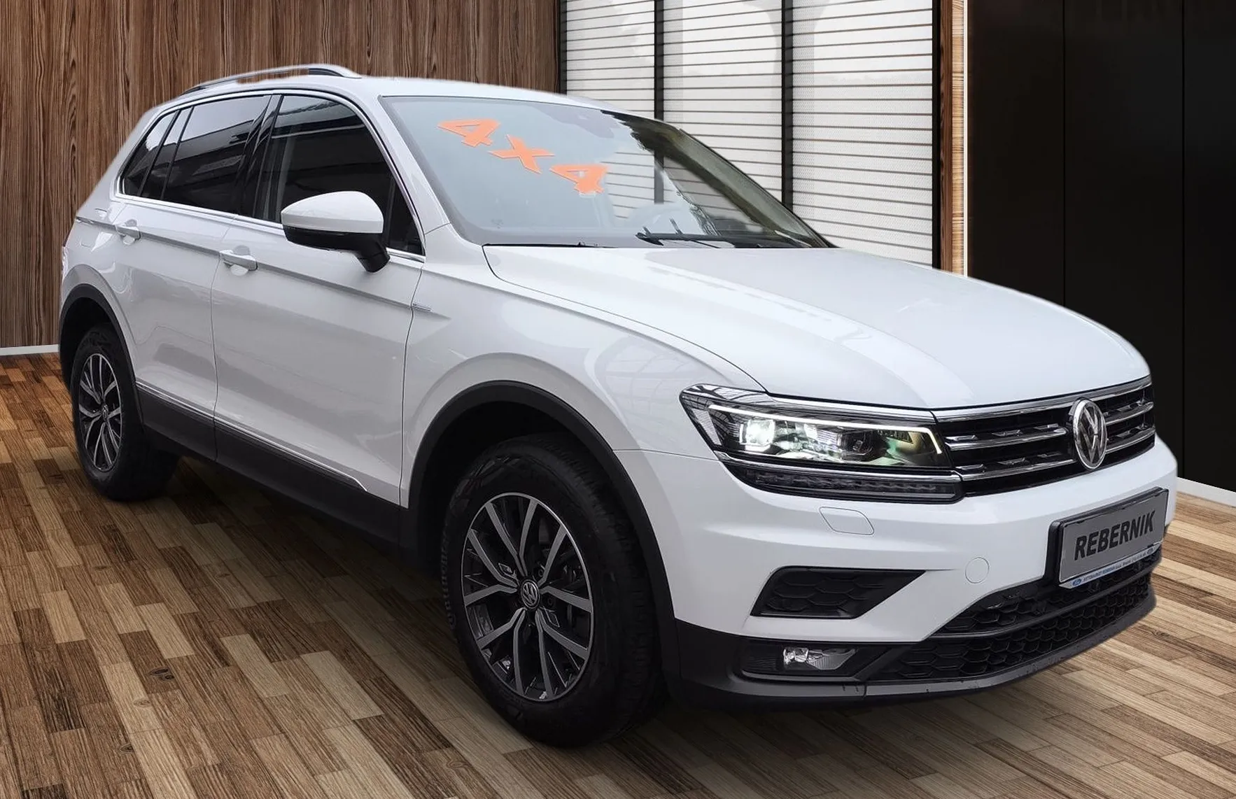 Zunanja slika - Volkswagen Tiguan - 2.0 TSI 4M DSG COMFORTLINE 190 PS-1.LAST.-VIRTUAL - 2