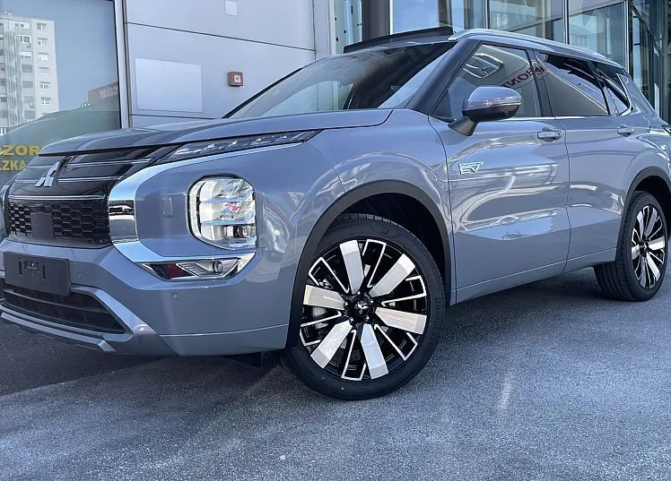 Zunanja slika - Mitsubishi Outlander - PHEV 4WD 2.4 Instyle Avt. AKCIJA - 2