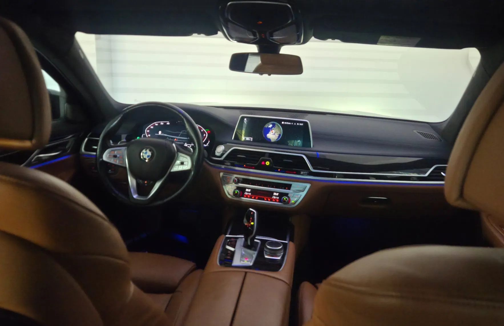 Zunanja slika - BMW Serija 7 - : 730d Avt-RADAR-WEBASTO-SOFT-HLAJ-KAM360-PANO - 16