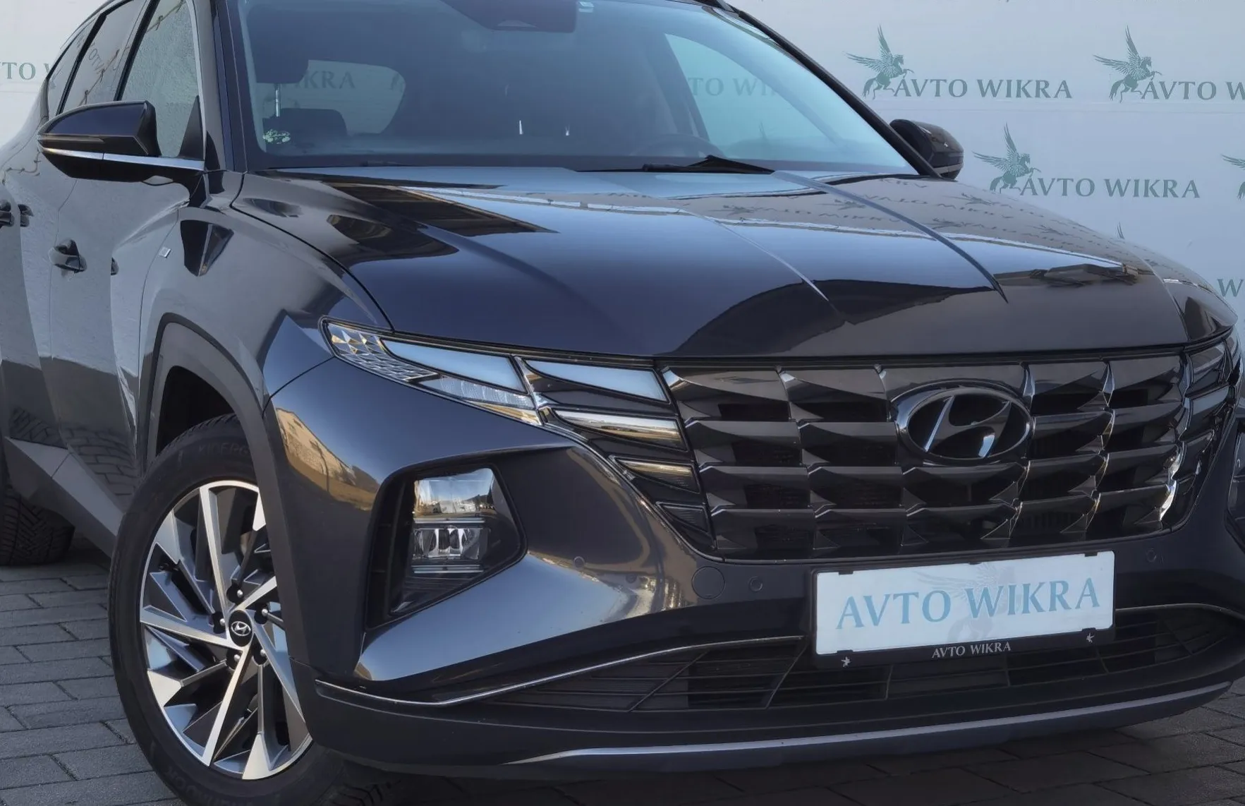 Zunanja slika - Hyundai Tucson - 1.6CRDI DCT Premium BI-LED•BLIS•GRETJE•KEYLES•18C• - 1