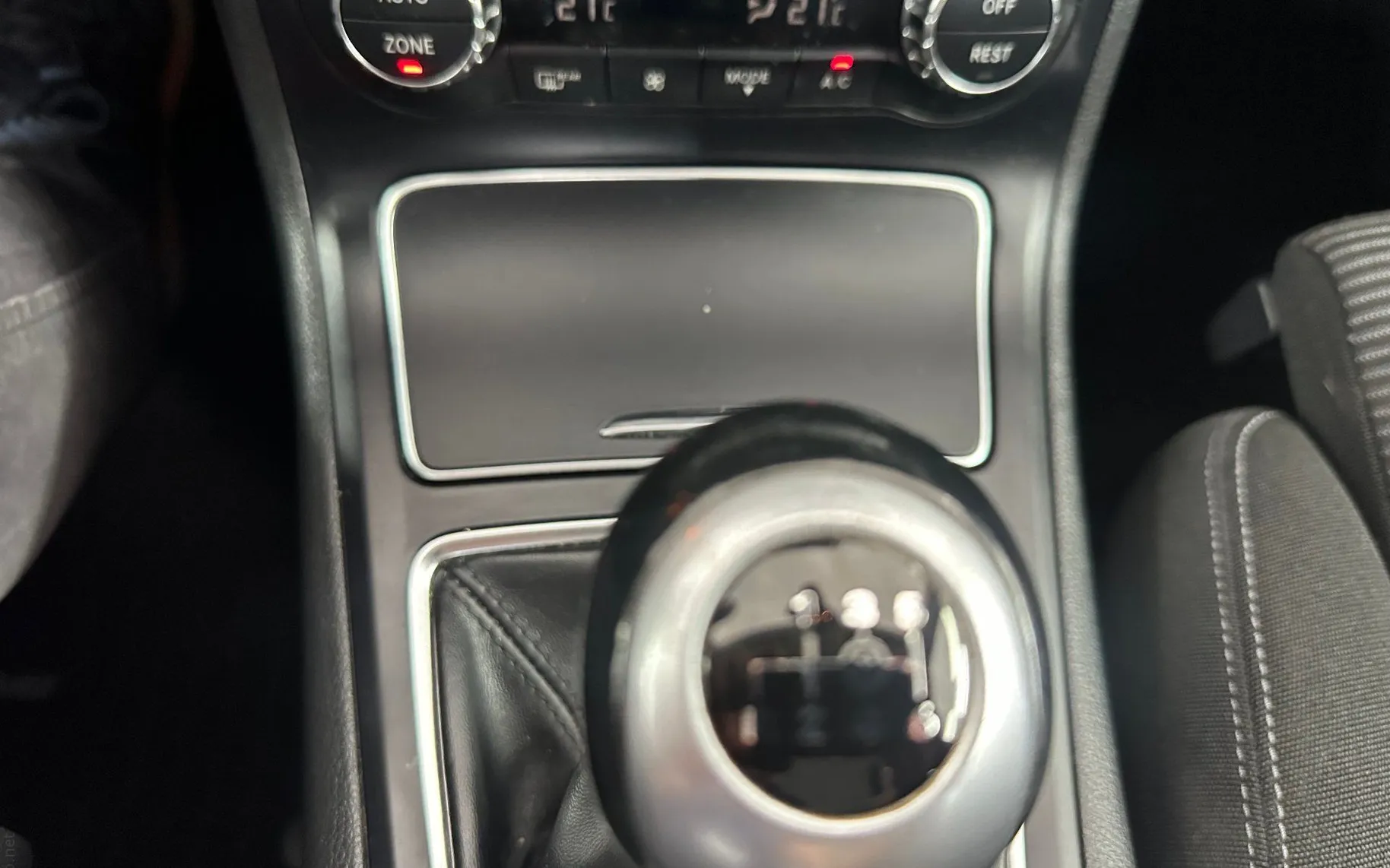 Zunanja slika - Mercedes-Benz B-Razred - B 200 BENCIN 1.6 SLOVENSKI.SAMO 104.000 KM - 17