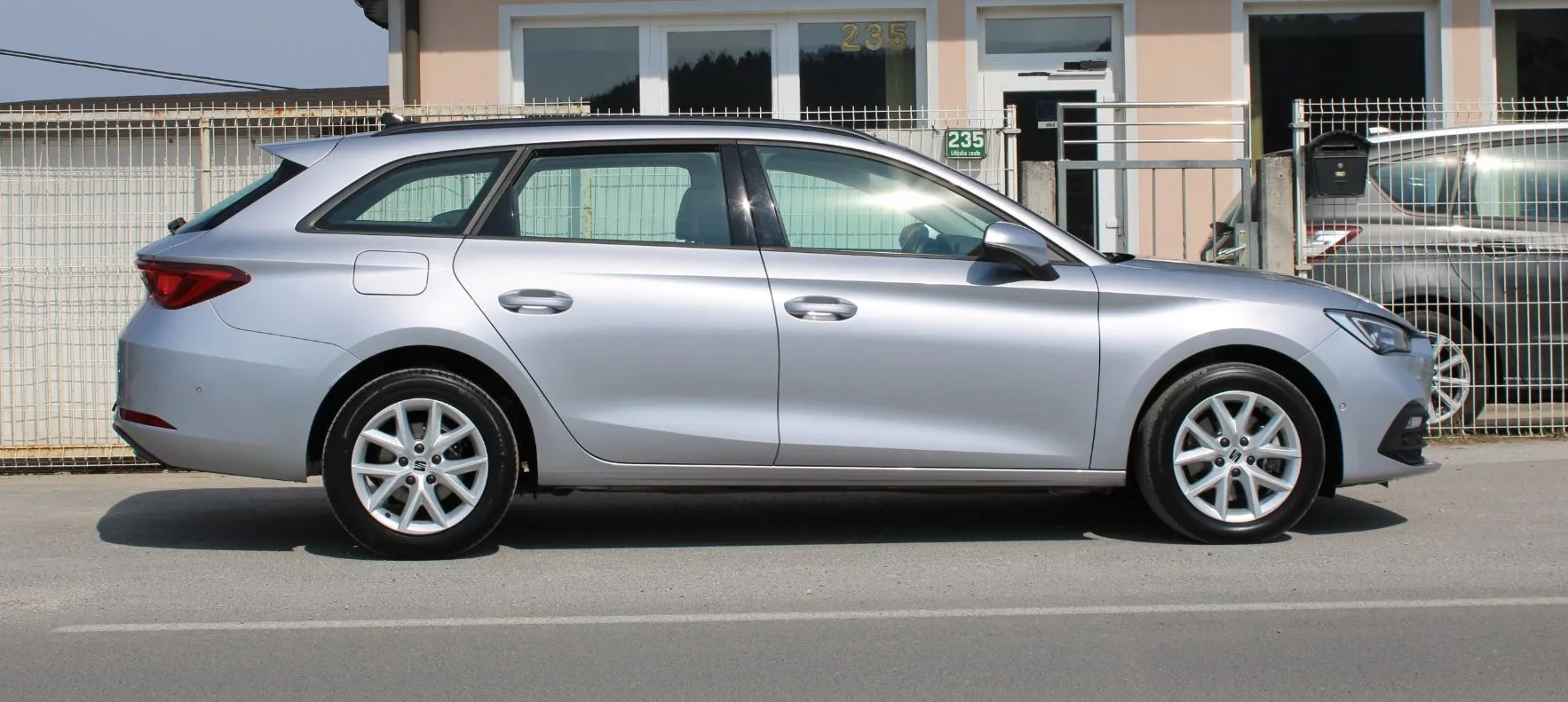 Zunanja slika - Seat Leon - 2.0 TDI 110KW  STYLE BUSINES DSG7 - 6