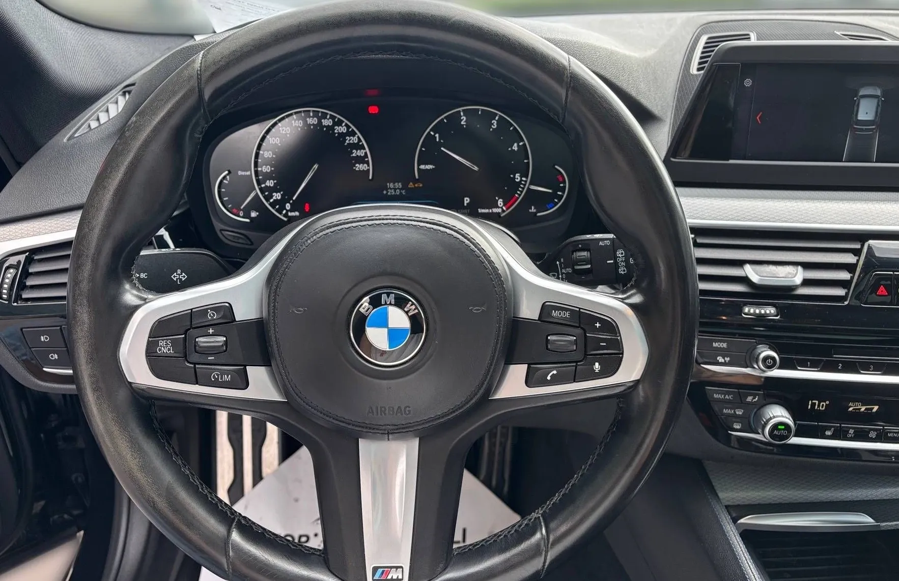 Zunanja slika - BMW Serija 5 - Touring: 520d M-PAKET FUL LED NAVI TEMP PANO PDC KLJUKA - 15
