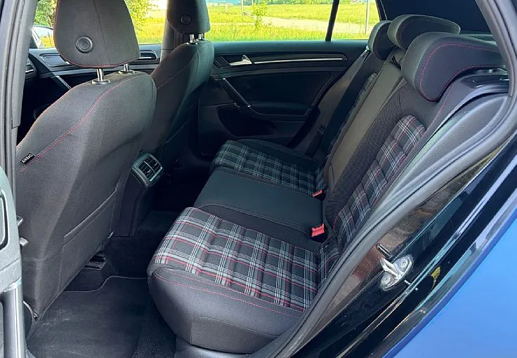 Zunanja slika - Volkswagen Golf - 2.0 GTI - 11