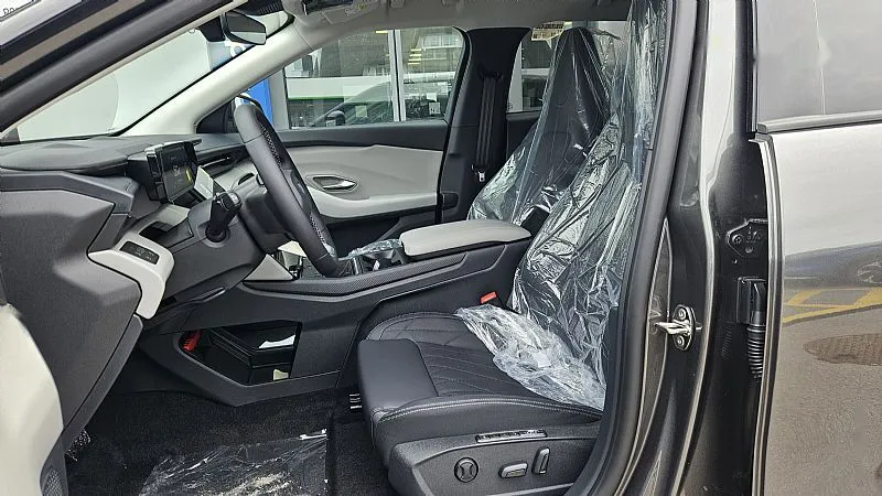Zunanja slika - Ford Explorer EV - PREMIUM 79kWh  RWD  ZALOGA - 4