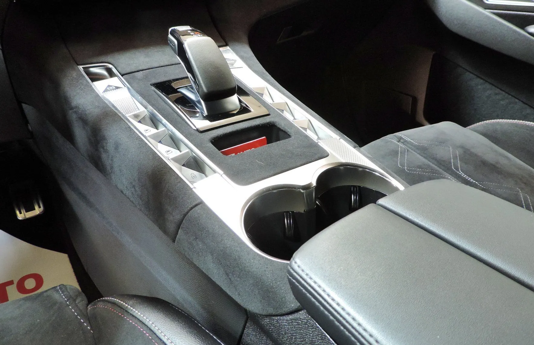 Zunanja slika - DS DS 7 - E-Tense 225 Performance Line Avt. - 19