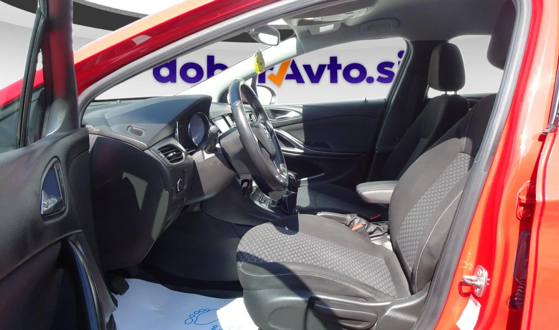 Notranja slika - Opel Astra - 1.6 CDTI S ENJOY ST 1. LASTNIK SLO - 16