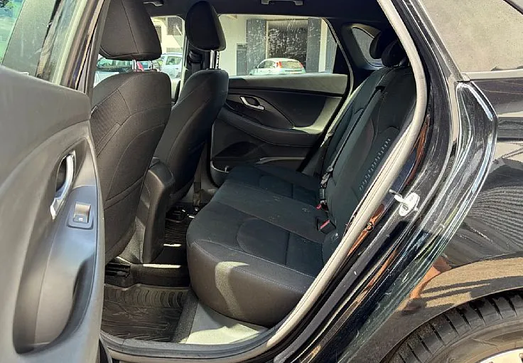 Zunanja slika - Hyundai i30 - 1.0 T-GDI 120 Style - 49.000 KM - 11