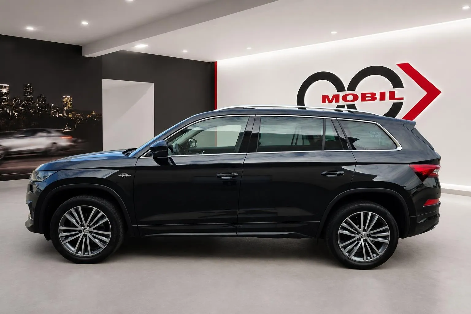 Notranja slika - Škoda Kodiaq - 2.0 TDI L K DSG - Matrix.360kam.Canton.asistence - 8