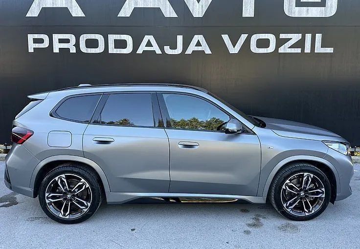Zunanja slika - BMW X1 - serija :  xDrive23d MAT SIV-MSPORT-VK-USNJE-KAMERA-19COL - 3