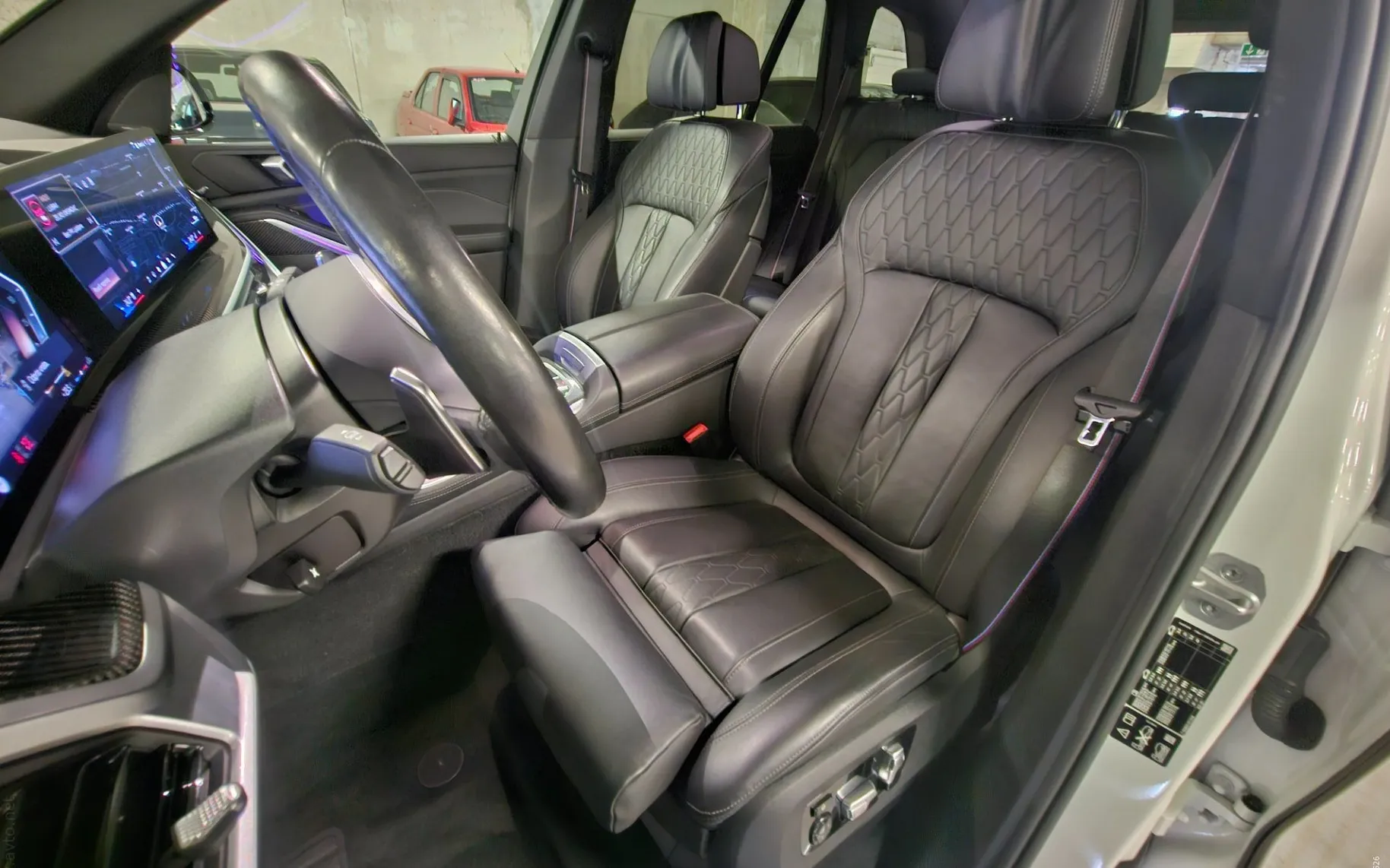 Notranja slika - BMW serija X5: - xDrive30d Avt. |M-OPTIC|AERO|ALU22|M-PRO|ZRAK|TOP| - 8