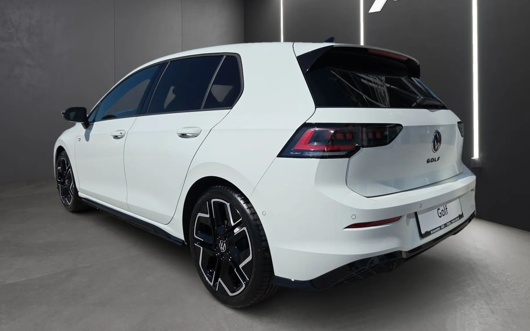 Zunanja slika - Volkswagen Golf - 1.5 eTSI BMT 4Joy DSG... - 4