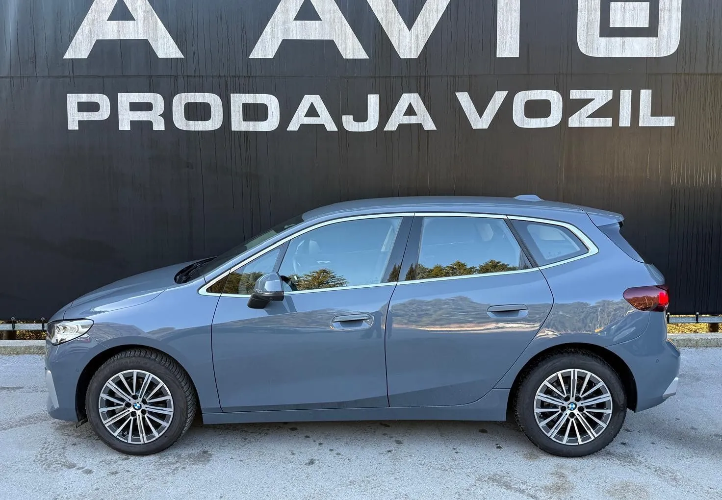 Zunanja slika - BMW Serija 2 - Active Tourer: 218d AVT.-ALU-NAVI-KAMERA-USNJE-SAMO 29.0 - 4