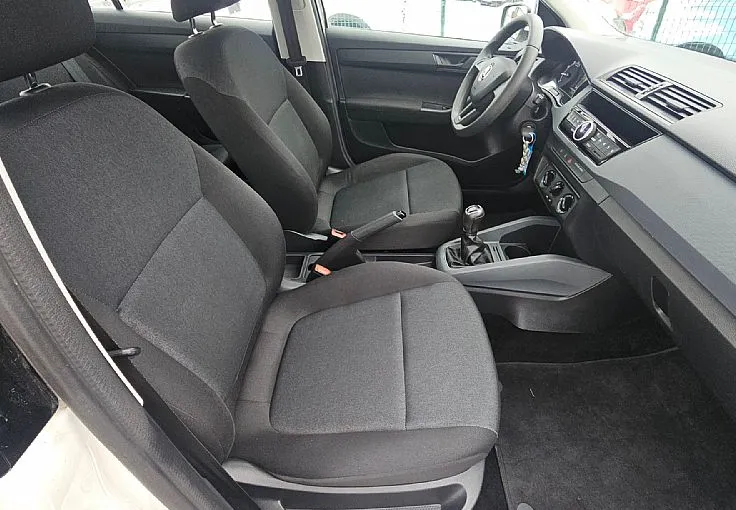 Zunanja slika - Škoda Fabia - 1.0 TSI 95ks °2-UPORABNIK° °LED° ° USB ° - 9