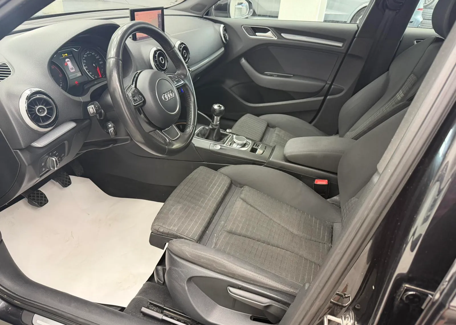 Zunanja slika - Audi A3 - 2,0 TDI Ambiente - 6