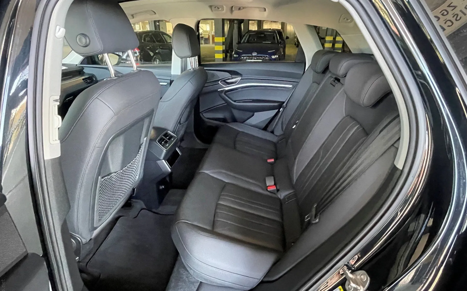 Zunanja slika - Audi e-tron - Audi  50 quattro.NEMŠKI.PANORAMA.KAMERA.LED. - 17