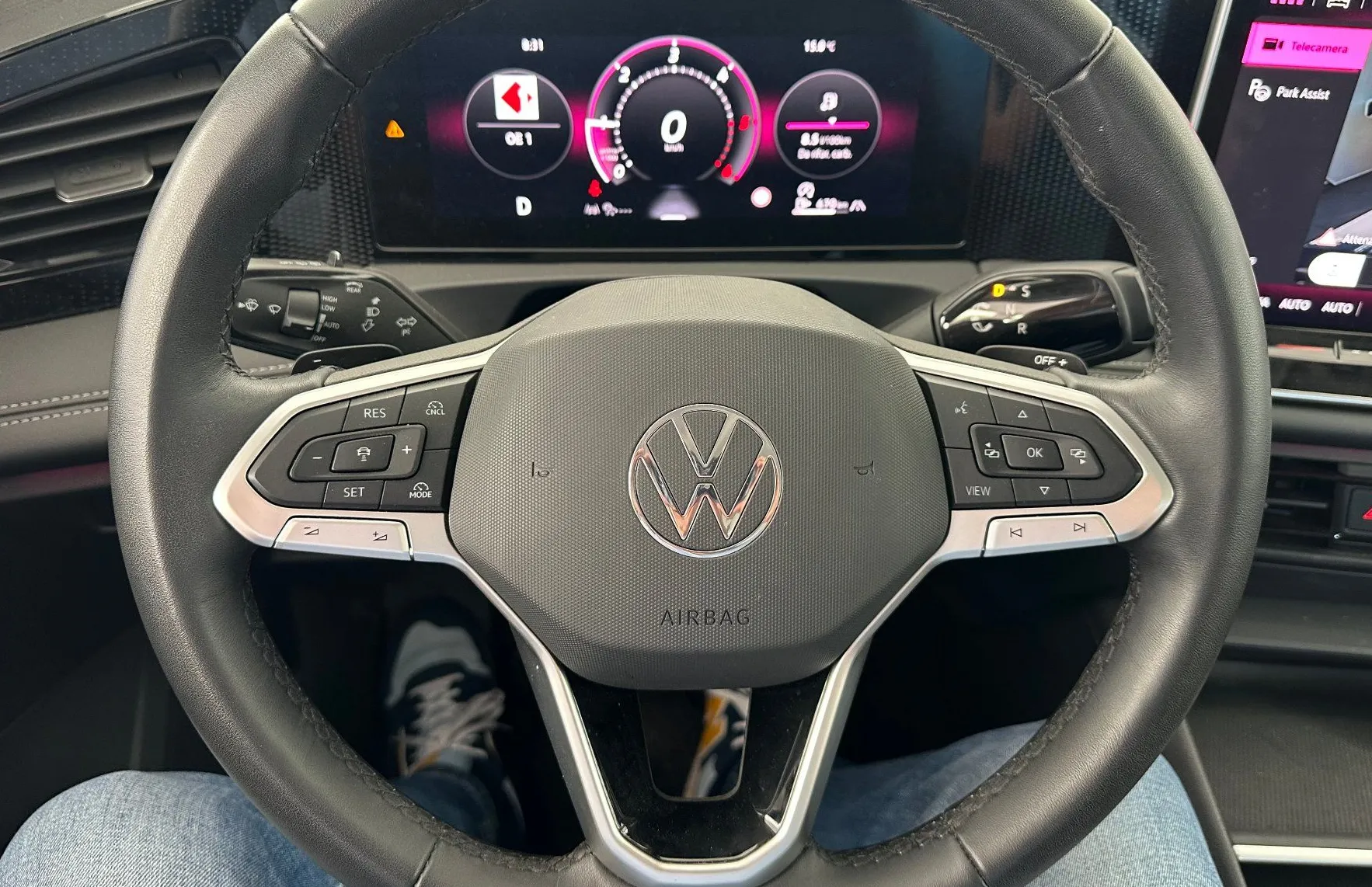 Zunanja slika - Volkswagen Tiguan - 2.0 TDI DSG Life 110kW.KAMERA.LED.ACC.2025.TOP - 4