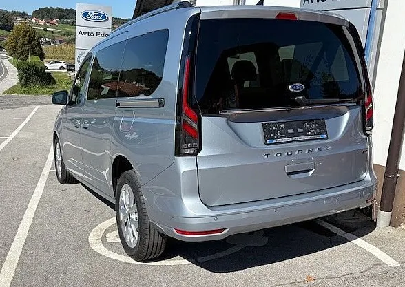 Zunanja slika - Ford Tourneo Connect - 1.5 EcoBoost PHEV 110kW A6. Titanium FWD - 3