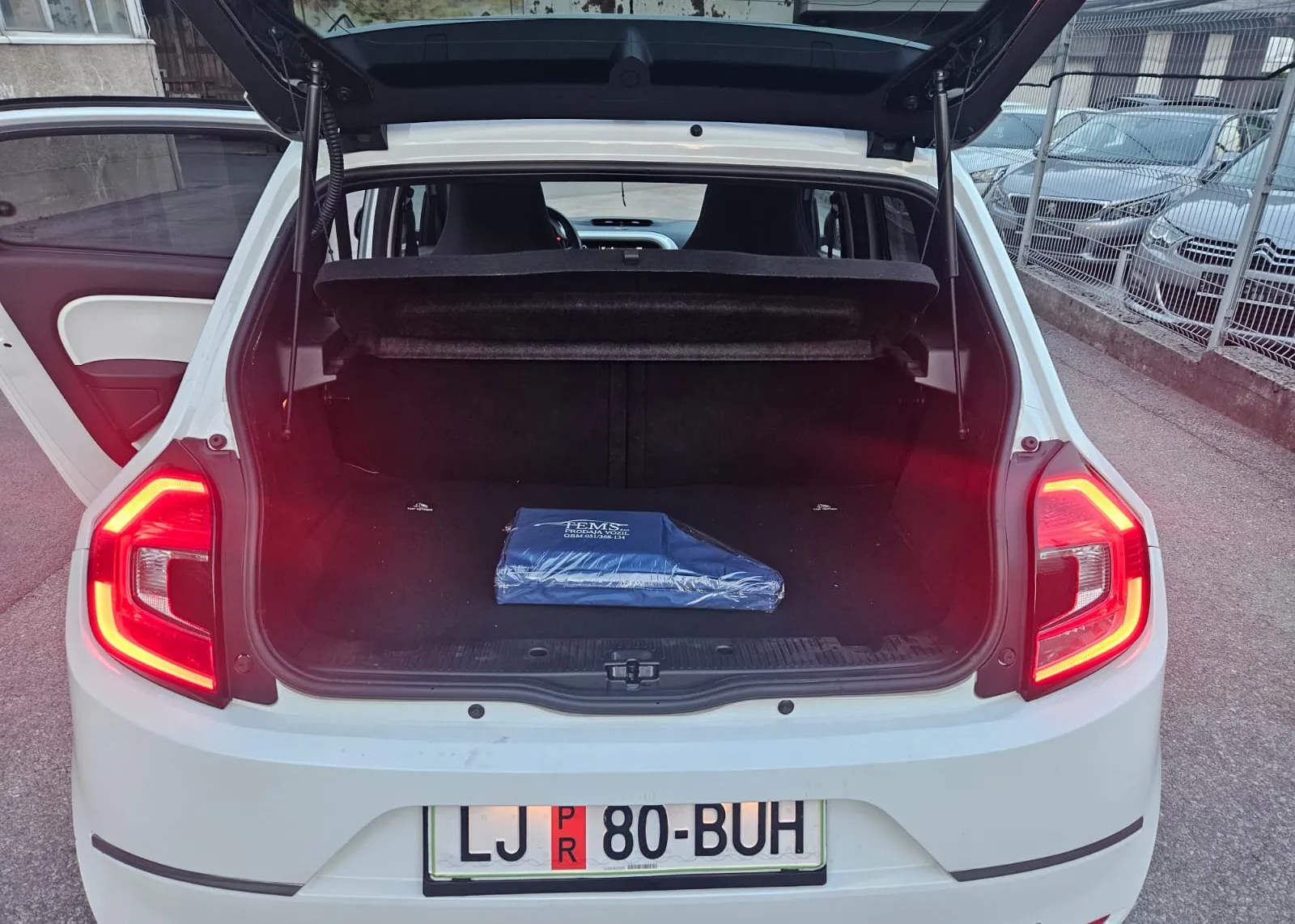 Zunanja slika - Renault Twingo - SCE 65 - INTENS - 9