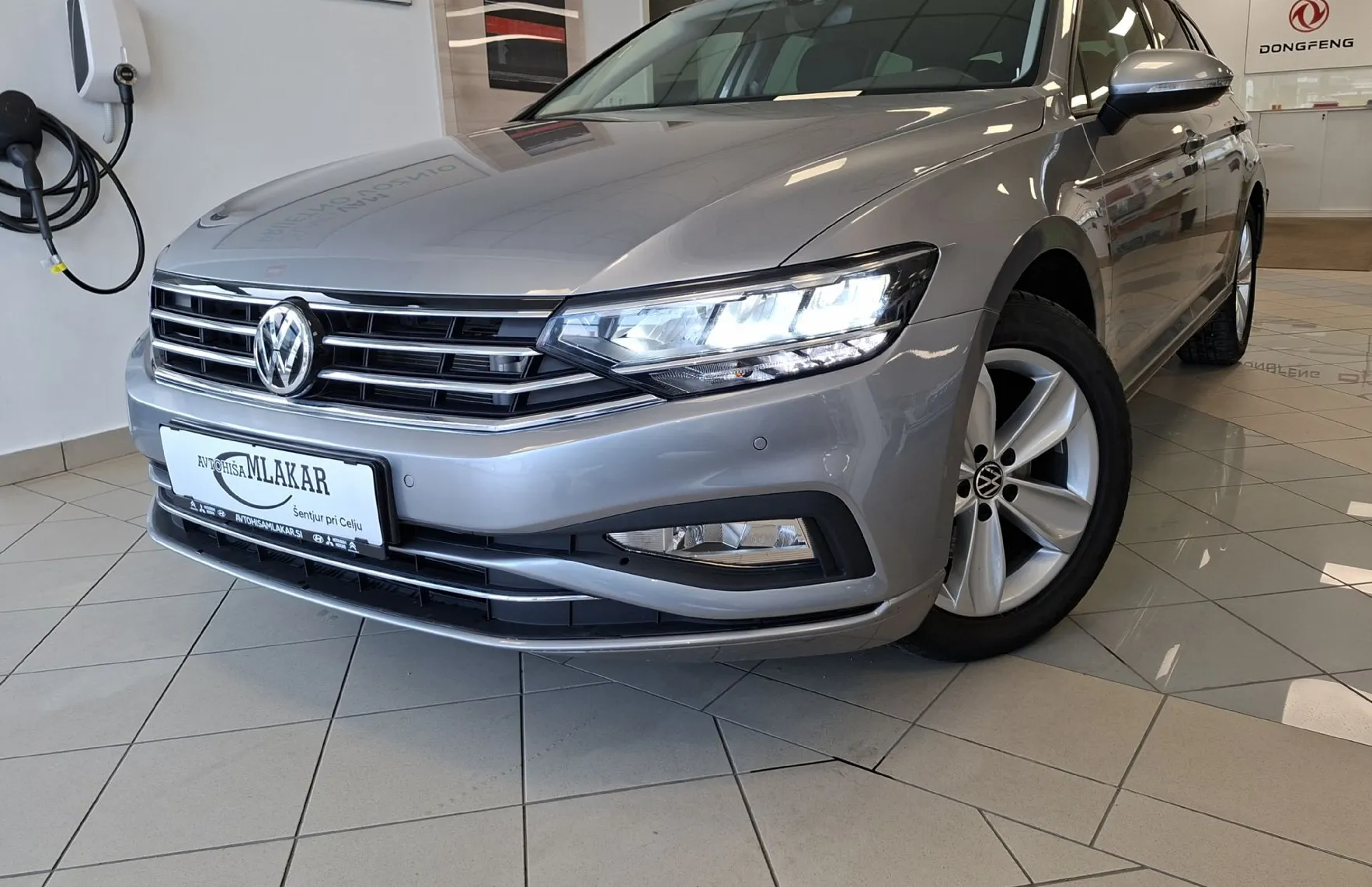 Zunanja slika - VW Passat - Variant 2.0 TDI BMT SCR BASIS avt. 110kW - 4