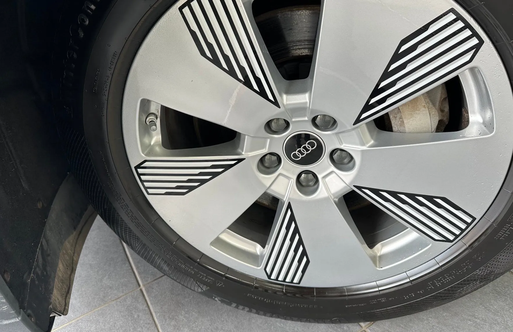 Zunanja slika - Audi e-tron - quattro 50 electric 230kW.NEMŠKI+4ALU.KAMERA.LED - 6