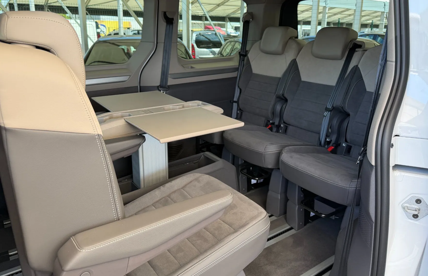 Zunanja slika - Volkswagen Multivan - Edition L1 2.0 TDI DSG-SLO-1.LASTNIK-ALKANTARA - 10