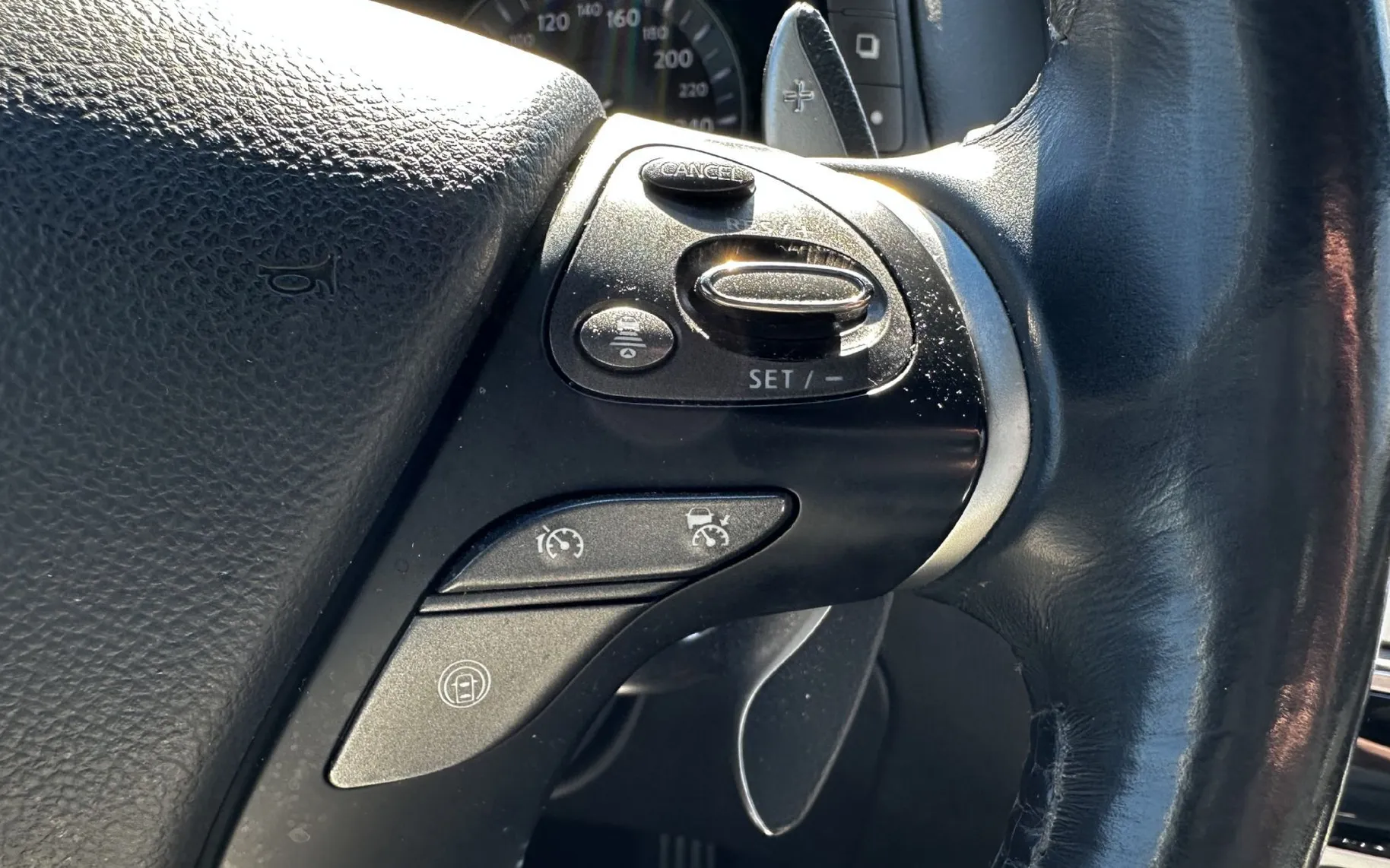 Zunanja slika - Infiniti Q70 - 2.2d Sport Tech Aut. - 12