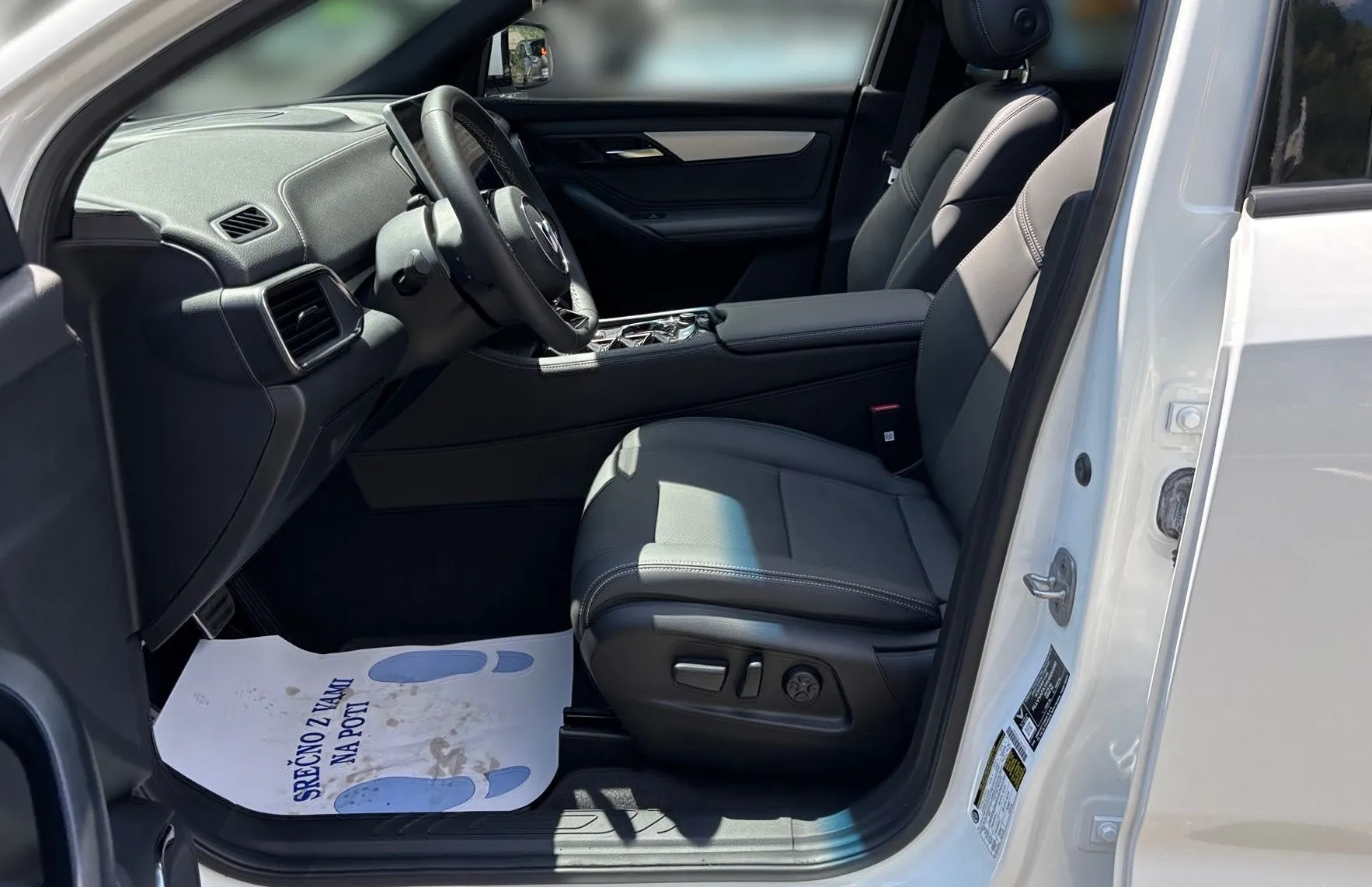 Zunanja slika - Vinfast VF8 - 87.7 kWh AWD Plus408PS AWD-GRATIS POLNILNICA 2 - 13