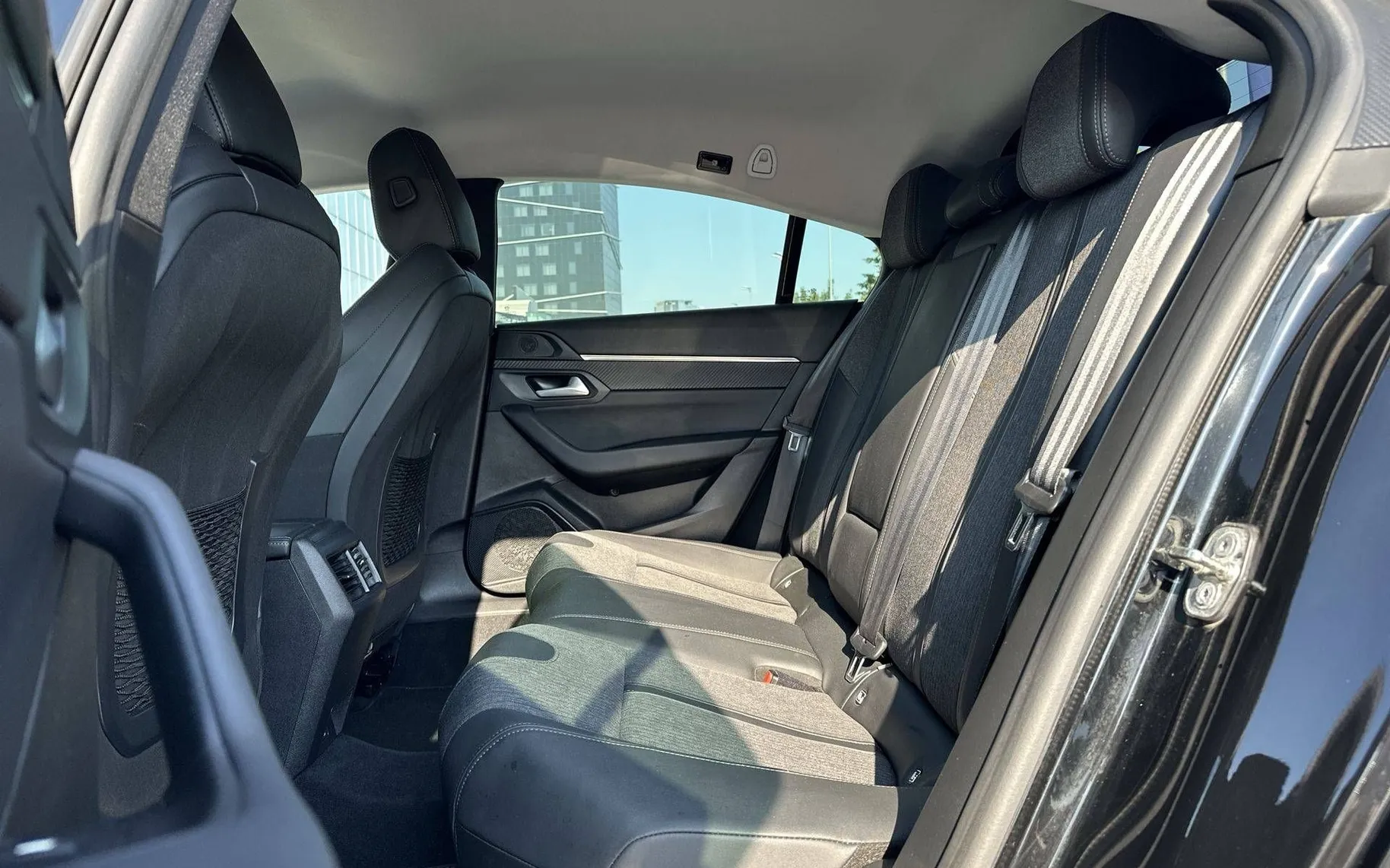 Notranja slika - Peugeot 508 - 1.2 PureTech 130 S S Allure Pack Avt. - 11