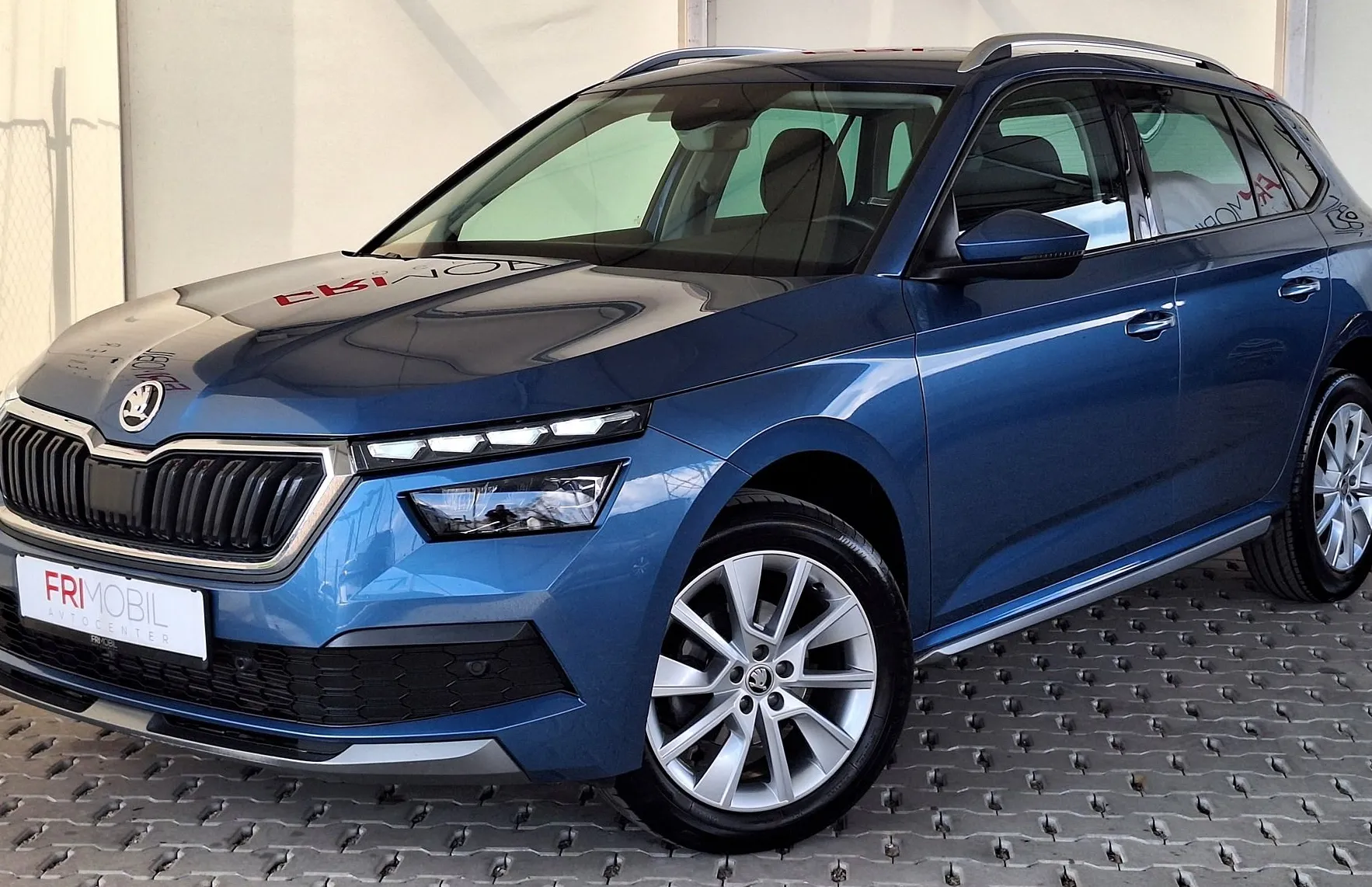 Zunanja slika - Škoda Kamiq - Style 1.5 TSI 110 kW •MATRIX•PARK.SENZORJI•ALU17• - 1