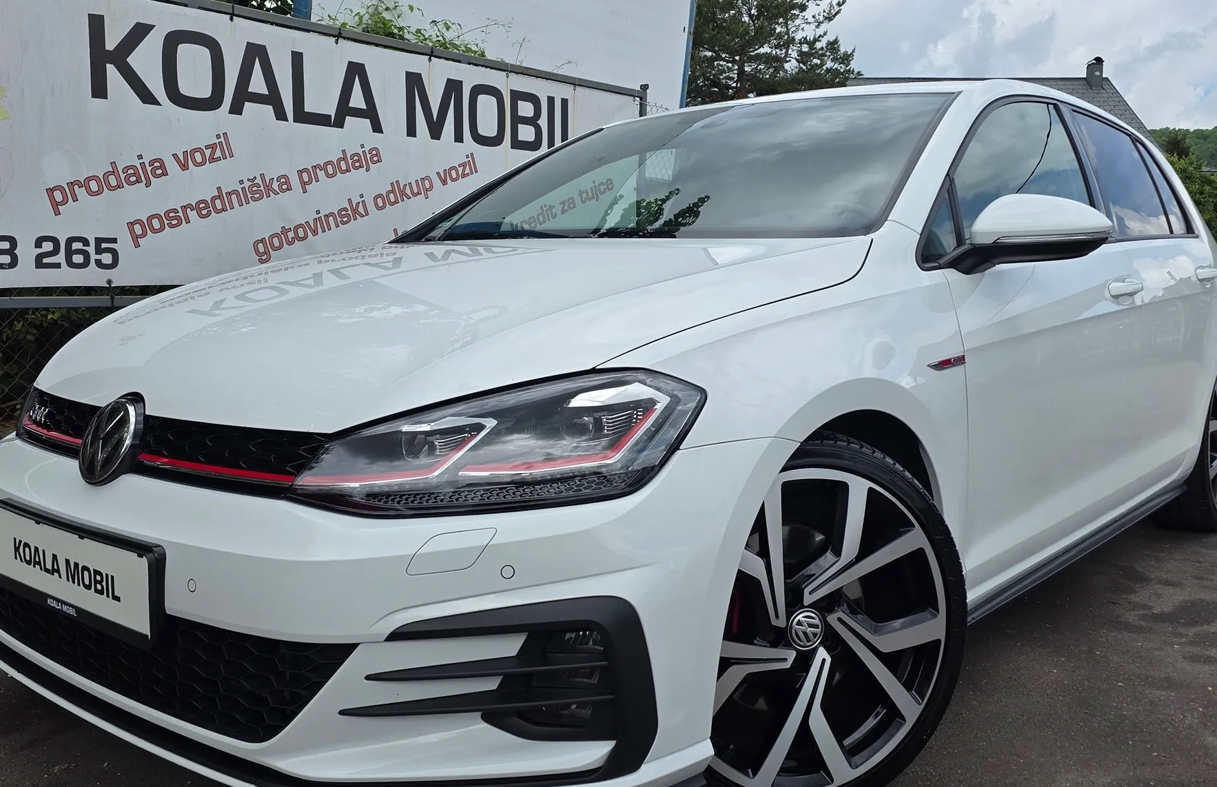 Zunanja slika - Volkswagen Golf - 2.0 GTI BMT DSG LED-ALU-GRETJE SEDEŽEV-NAVI - 17