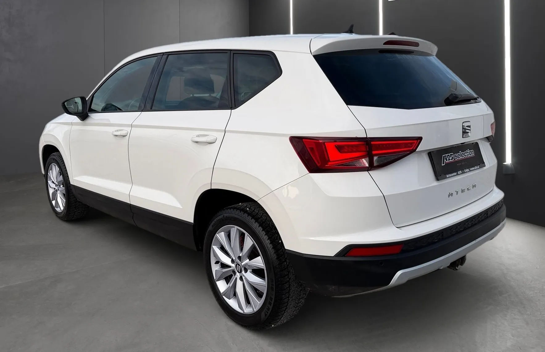 Zunanja slika - Seat Ateca - 1.5 TSI STYLE -Slovensko vozilo + Vlečna kljuka... - 4