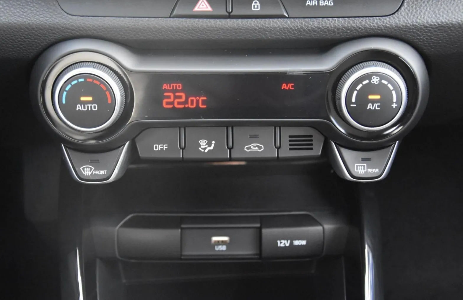 Zunanja slika - KIA Stonic - 1.2 DPI 57.9 kW  79 KM  LX Urban+ M T - 13