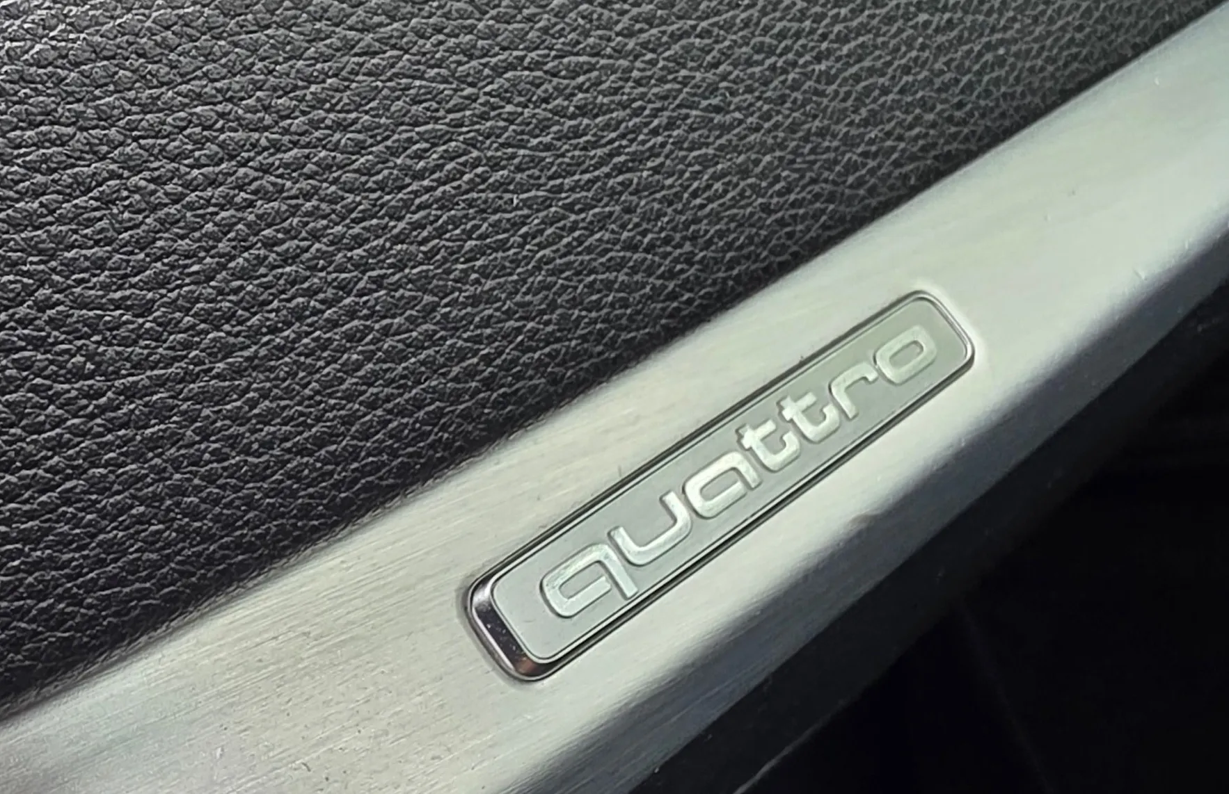 Zunanja slika - Audi Q2 - QUATTRO 2.0 TDI S-LINE 4X4 S-TRONIC-XENON-KAMERA - 18