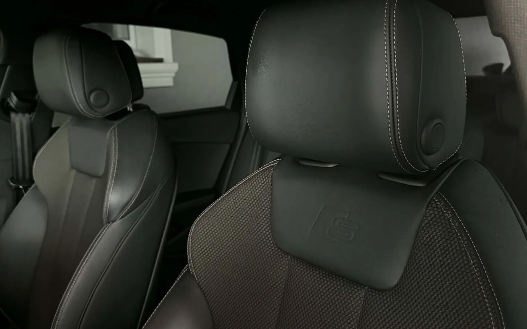 Notranja slika - Audi A4 - 2.0 TDI-AUT-3X S LINE-VIRTUAL-LIZING ZA TUJCE- - 12