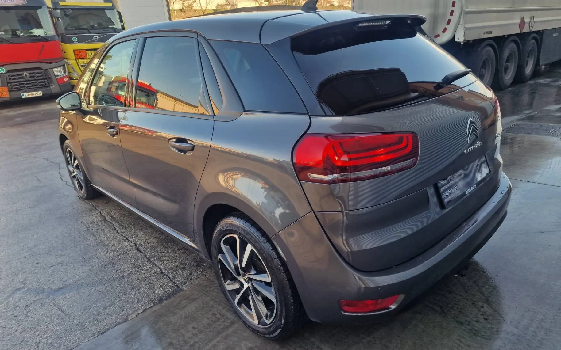 Zunanja slika - Citroën C4 SpaceTourer - 1.5D AVTOMATIK - 3