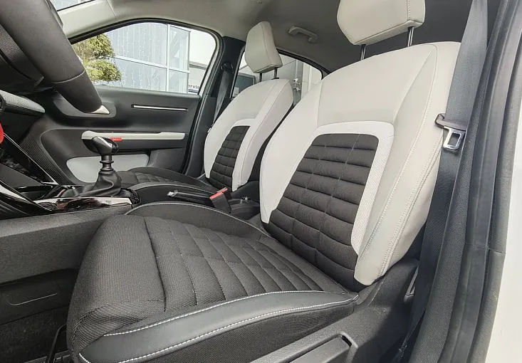 Zunanja slika - Citroën C3 Aircross - PLUS 1.2L Turbo 100 S S ročni - 5