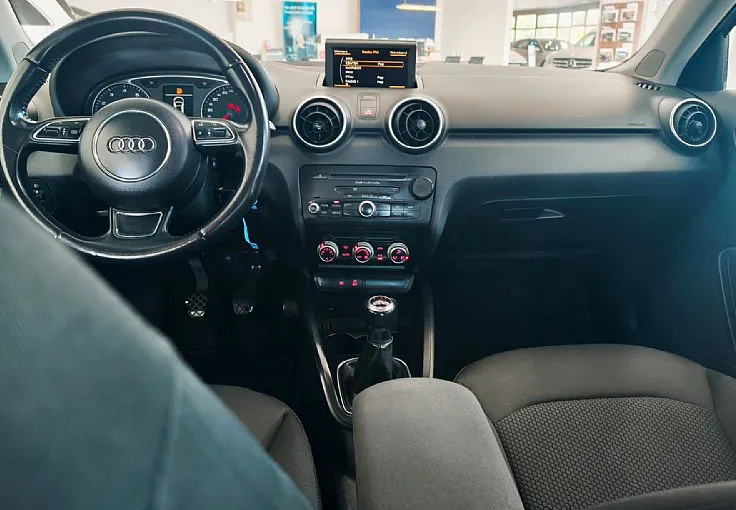 Zunanja slika - Audi A1 - 1.2 TFSI AMBITION-SLO-ALU-USB-4X ZIM GUME-VIDEO - 7